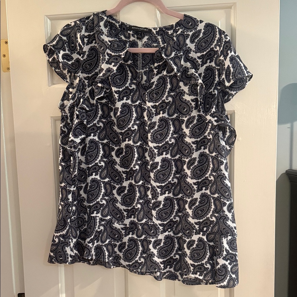 Banana Republic Black and White Paisley Blouse